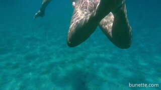 Plivanju sa moje dupe uključi u okean