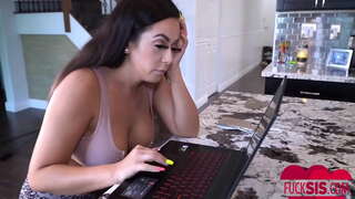 סיס ליב מיר - קיקי קלאָוט