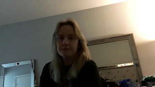 خواهر می پرسد برادر گام به او چرا که او دختر برادر گام او خواهر می پرسد برادر گام به او چرا که او دختر برادر گام او