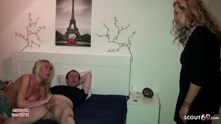 האָרני מילף מיט מעגאַ טיץ געכאפט דיין בעסטער פרייַנד ווען מאכן אויס און טורנס צו מילף וועגן צו רעדן