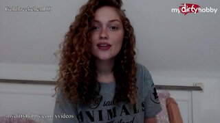 Ысык немецкая ышкыбоздук красотка пайдаланат кыктын дилдо үчүн растянуть өзүнүн тугую киску жана катуу стонет, азырынча кончает